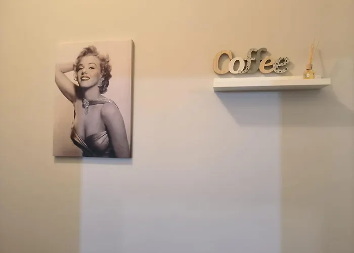 Bilocale In Via Degli Orti Variani *